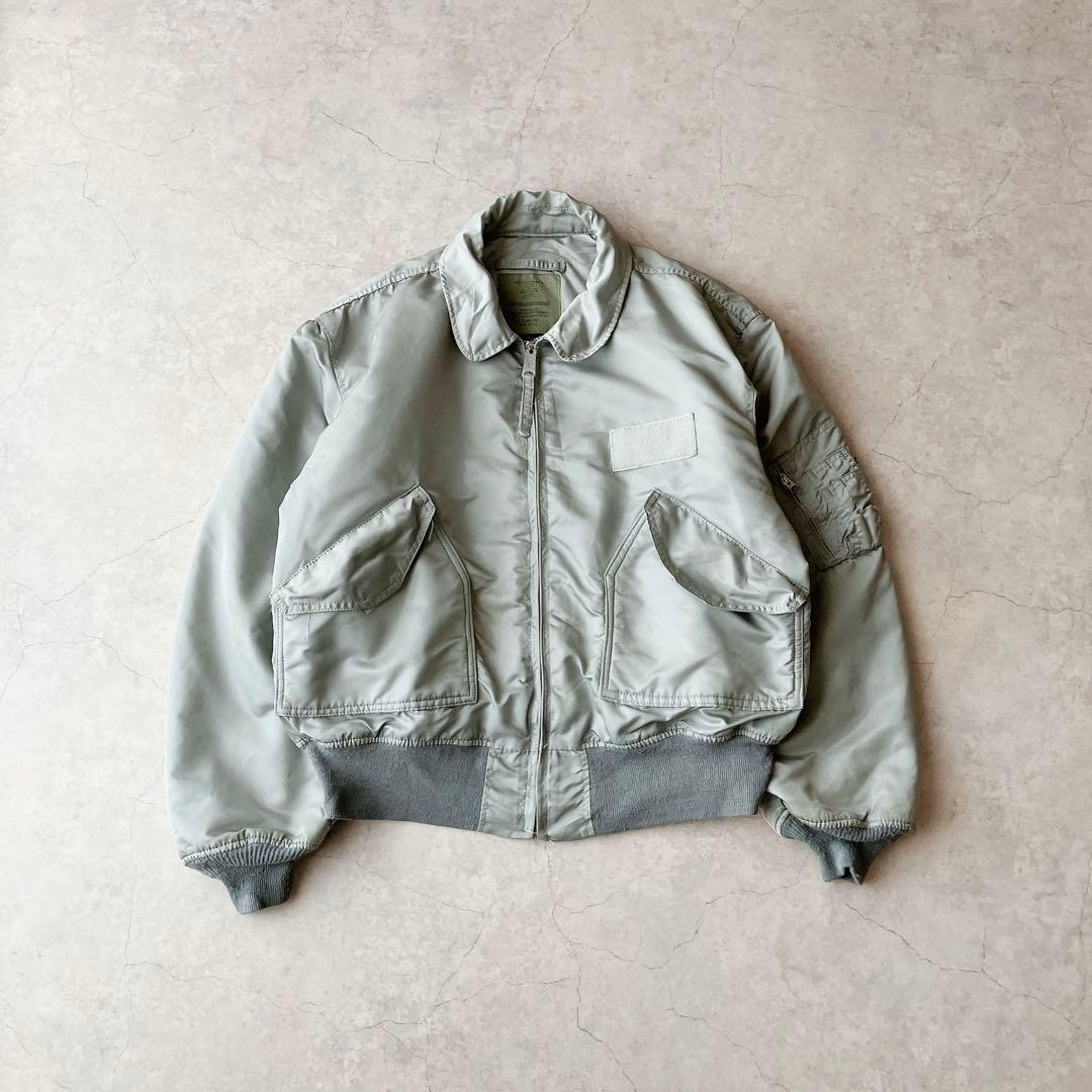 90s ALPHA USA製 CWU-45P フライトジャケット 希少シルバー ✨90s/CWU-45P✨ (L) ALPHA シルバー フライトジャケット - メルカリ