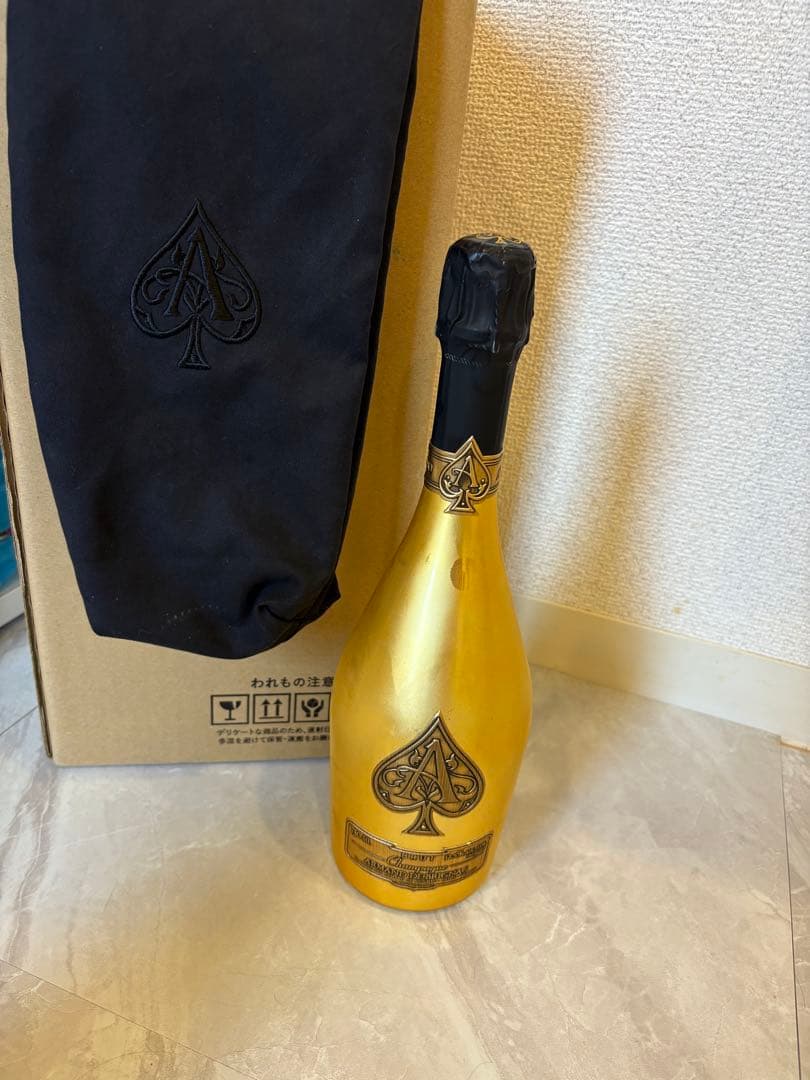 新品未開封Armand de Brignac ブリュット シャンパン 750ml Armand De Brignac Brut Gold Champagne 750ml