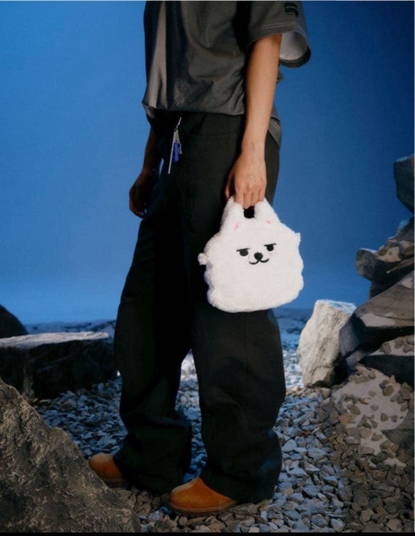 TXT ヨンジュン クロスバッグ ファンチュン プルバトゥ PPULBATU