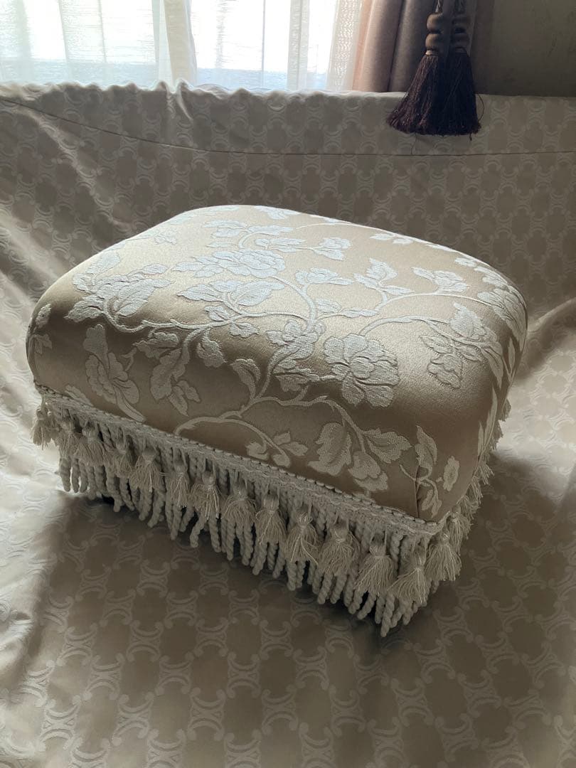 ジェニファーテイラー Jennifer Taylor スツール VIVIENNE（ヴィヴィアン）ジェニファーテイラーJennifer Taylor