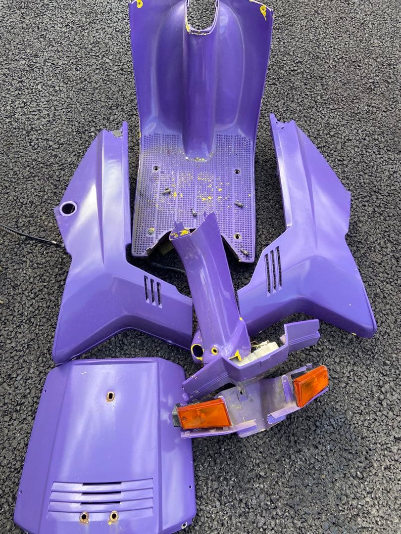 ホンダ カウル・メーターセット 紫 AB07タクト外装1式 ホンダ カウル・メーターセット 紫 AB07タクト外装1式 - メルカリ