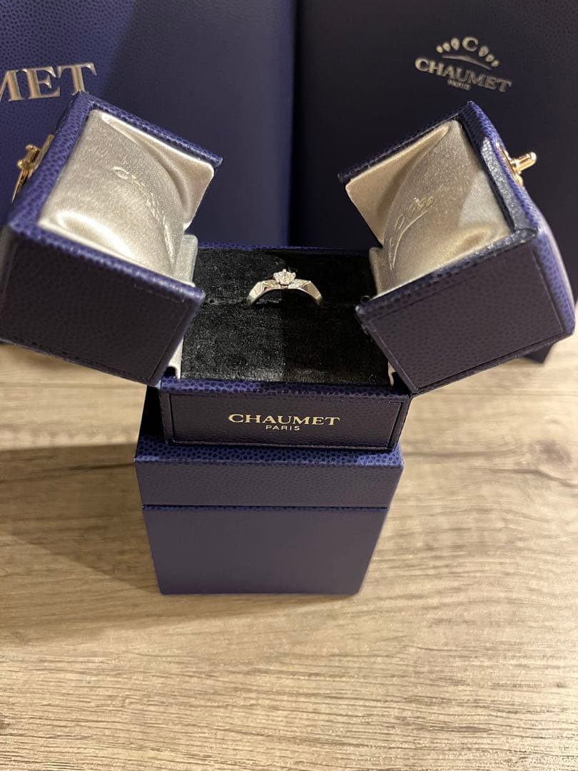 oube様専用 CHAUMET ショーメ セレナード 婚約指輪 新品未使用 - メルカリ