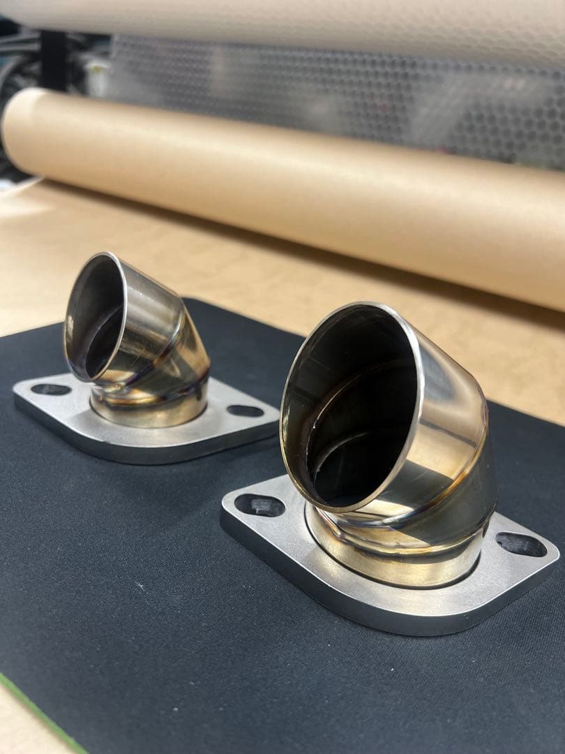 フレキシブル ドルフィンテール 50.8φ