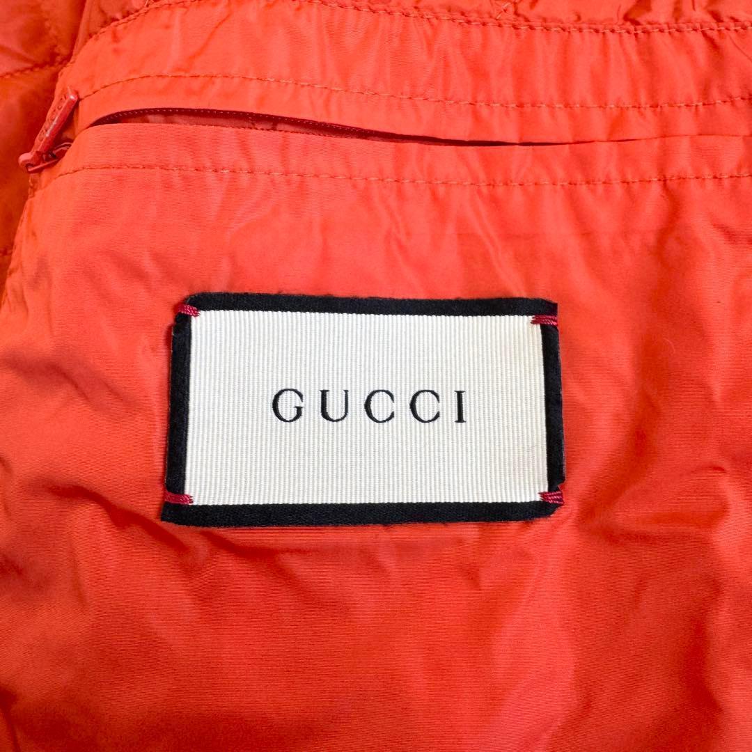 美品 XL相当 グッチ ナイロンコート ロゴワッペン キルティング フード