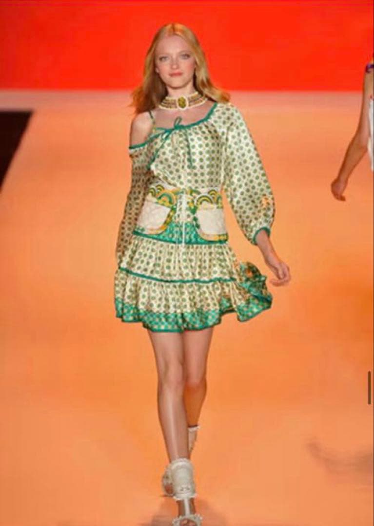 ANNA SUI レアワンピース&コルセット ⑬ スーパーボリュームドレス – ANNA SUI NYC