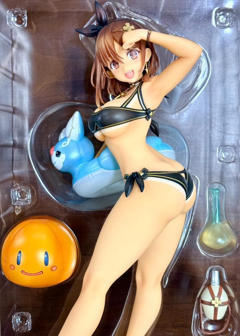 ライザのアトリエ２ ライザ 黒水着日焼けver. フィギュア spiritale