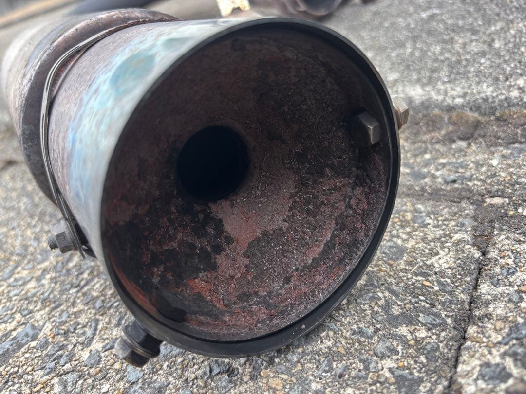 IH(プロフ見ていただけたら幸い) 専用 サンバー ワンオフマフラー 錆