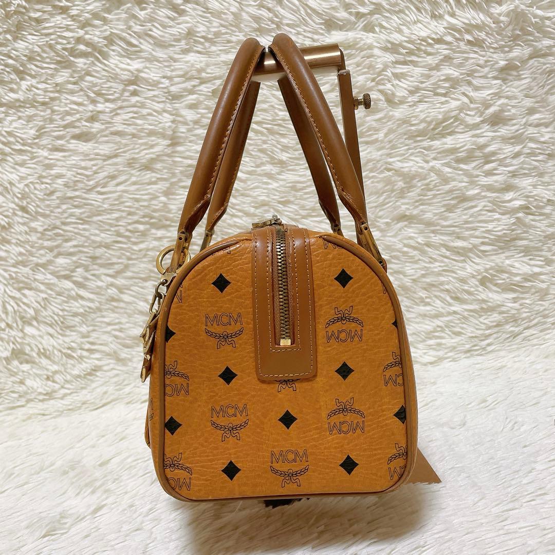 MCM エムシーエム ミニボストン レザー ブラウン ヴィセトス ロゴチャーム