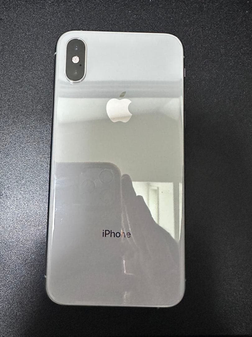 iPhone Xs 256GB シルバー本体 - メルカリ