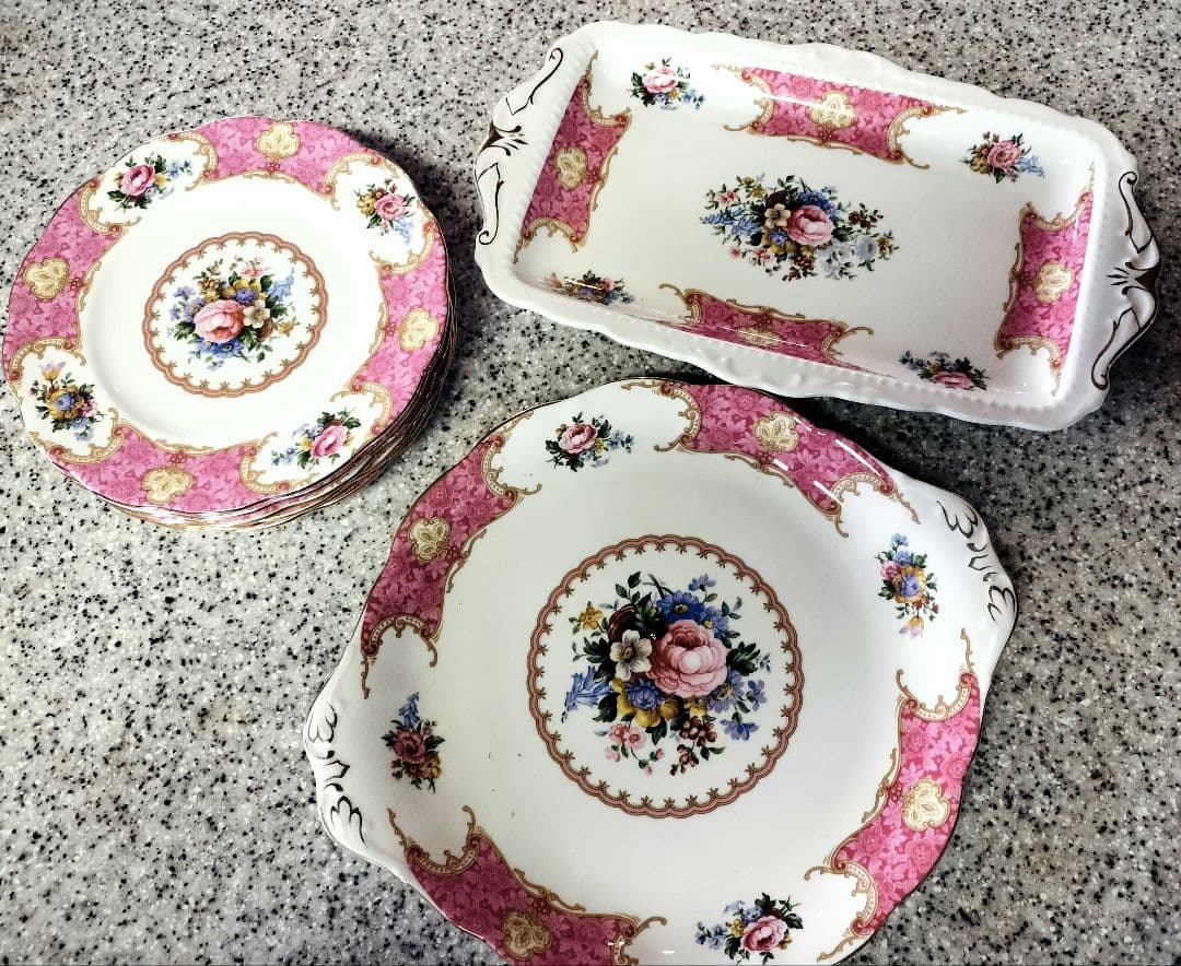 ロイヤル・アルバート・ホール　花柄陶磁器皿セット 8点 ロイヤルアルバート(Royal Albert)商品一覧【公式】Handleハンドル