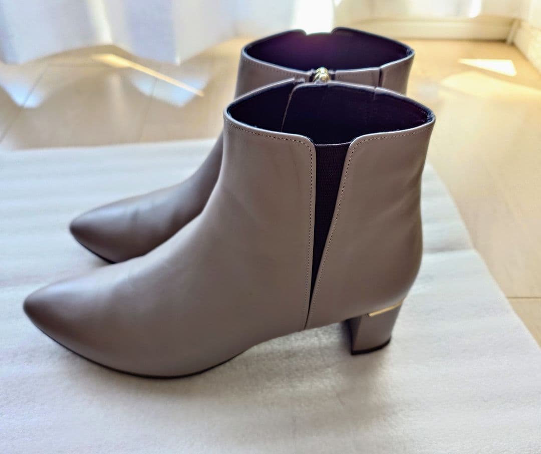 ☆美品☆卑弥呼　Vラインサイドゴアブーツ 24.5cm