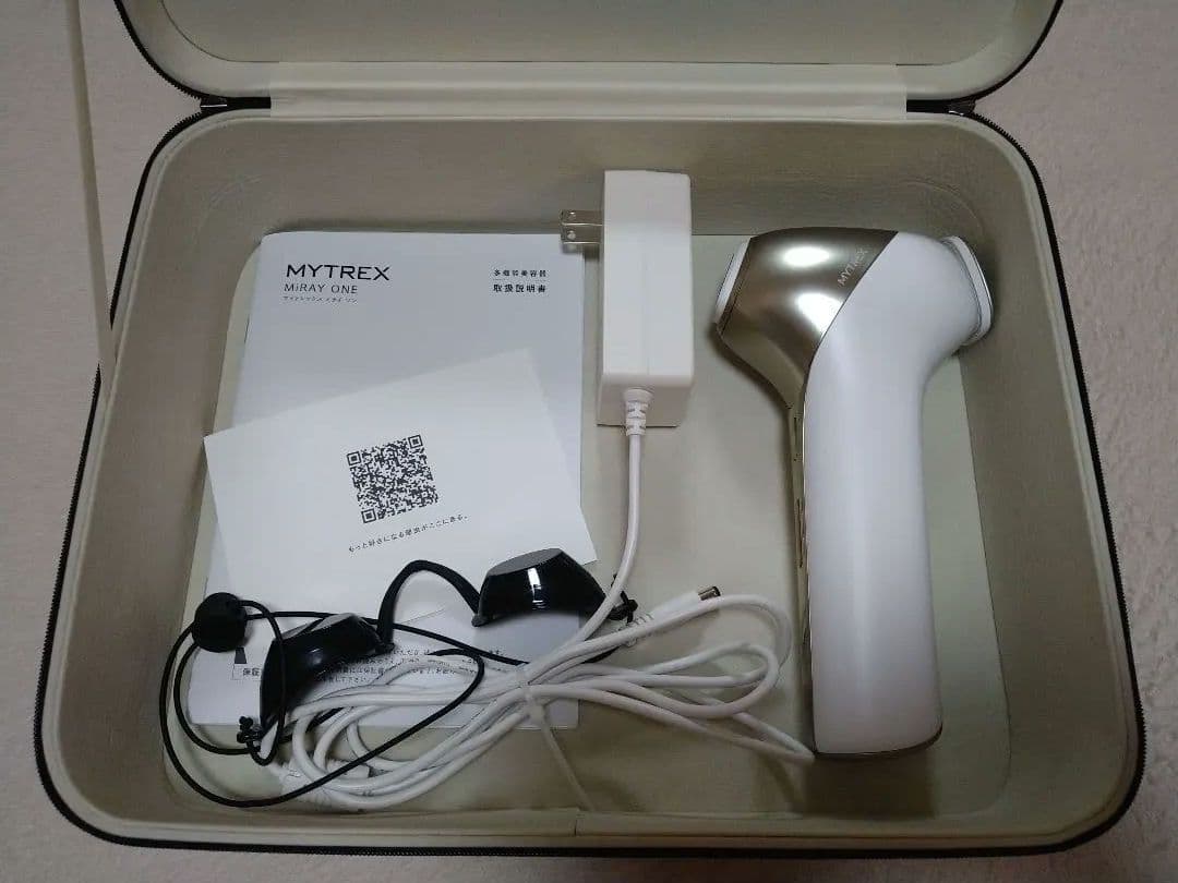 最終 MYTREX MiRAY ONE ミライワン 美顔器 ホワイト - メルカリ