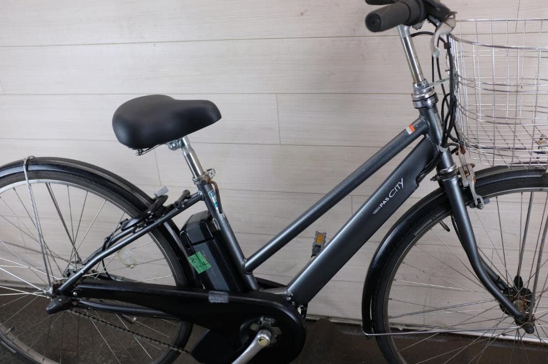 こ*ん様 ヤマハPAS　CITY　27インチ　3段　8.1Ah（4点灯）充電器あ