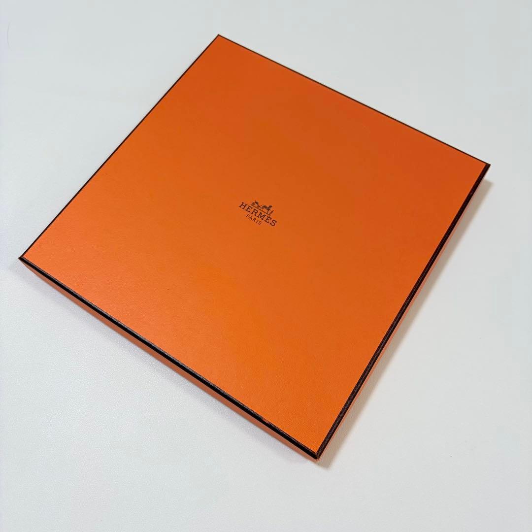美品 エルメス カレ90 空箱 スカーフ ギフトボックス - メルカリ