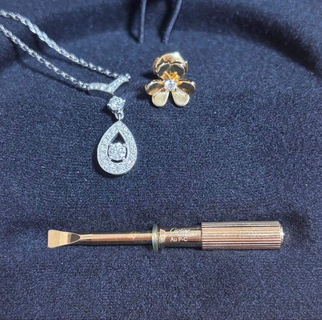 カルティエ Cartier ラブブレスレットの空箱とドライバーとケースのみ