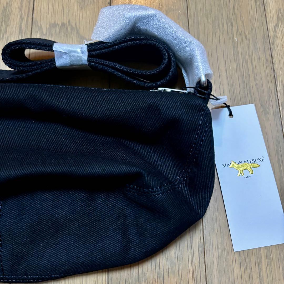 新品タグ付きメゾンキツネ DOUBLE BOLD FOX HEAD BUMBAG - メルカリ