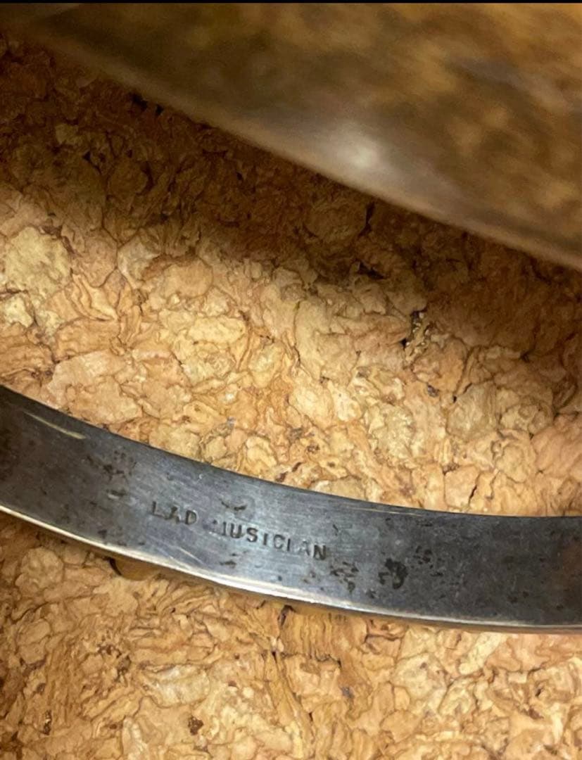 ◇感謝価格◇ラッドミュージシャン◇シルバースタッズバングル