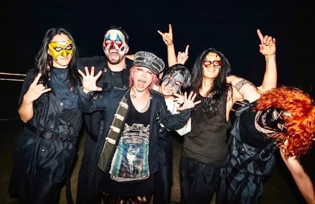 HYDE着用 share spiritタンクトップ - メルカリ