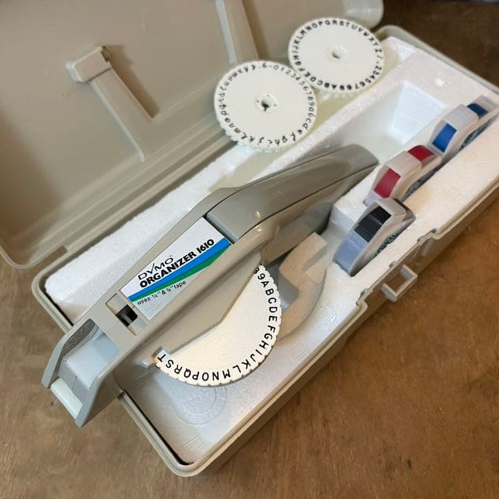 文字が繋がる筆記体・デッド】ダイモ 1610 DYMO 外紙ケース ビンテージ