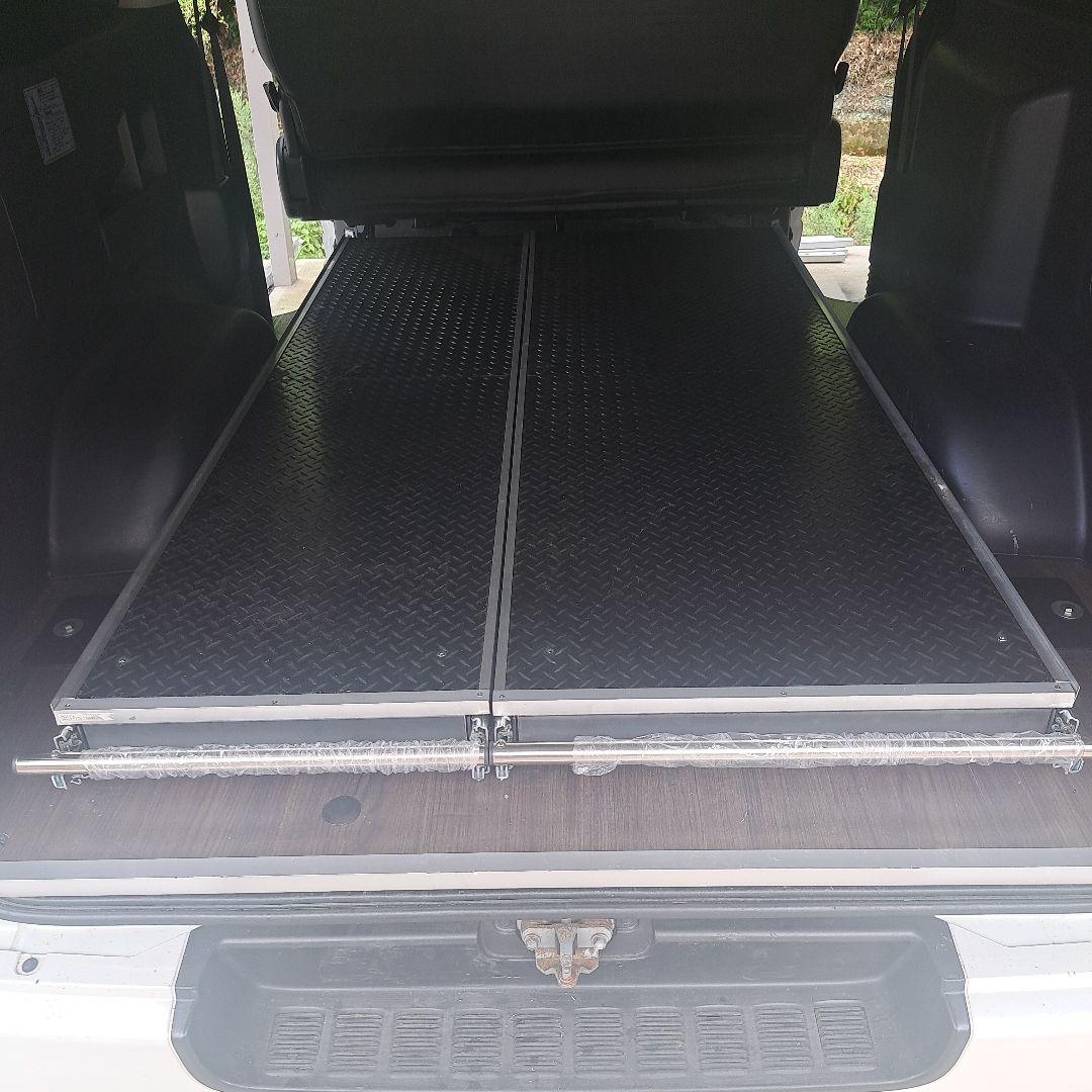 ハイエース スライドフロア ダブルセパレート 1800モデル - メルカリ