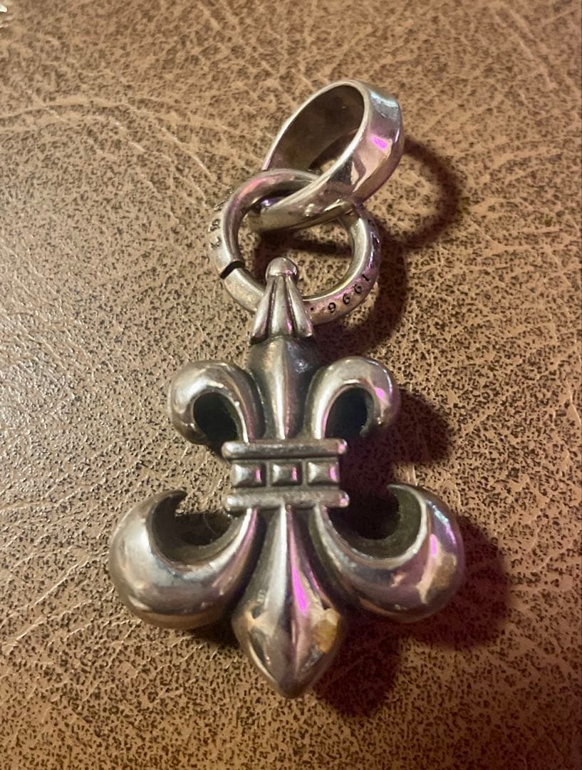 シルバー フルール・ド・リス ペンダント 925 21.9ｇ✨CH