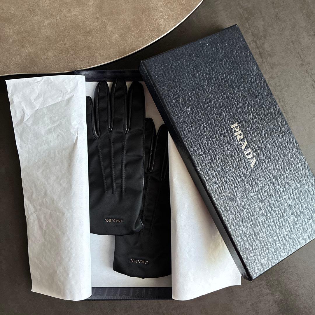 未使用 箱付き PRADA プラダ ナイロン レザー 手袋 - メルカリ
