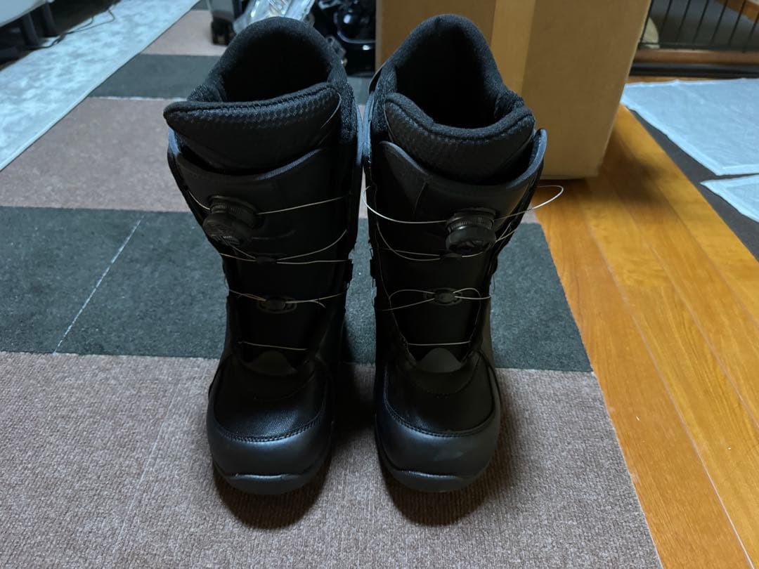 スノーボードブーツ　27cm ブーツバック付き　BOA スノーボードブーツ ダイヤルタイプ BOA ソフト A-TOPブーツ SUPERB