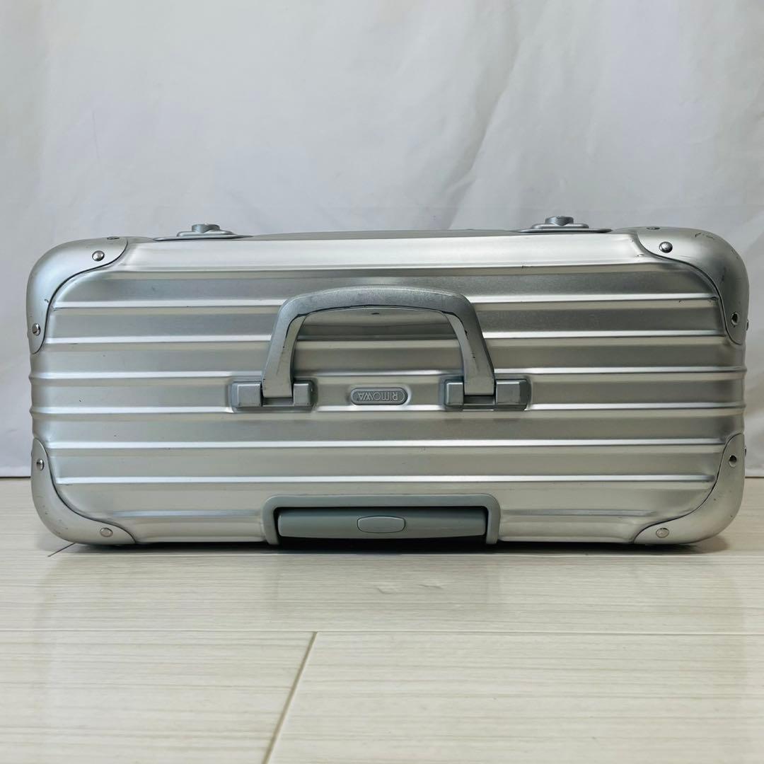 リモワ トパーズ パイロット 4輪 39L トローリー - メルカリ