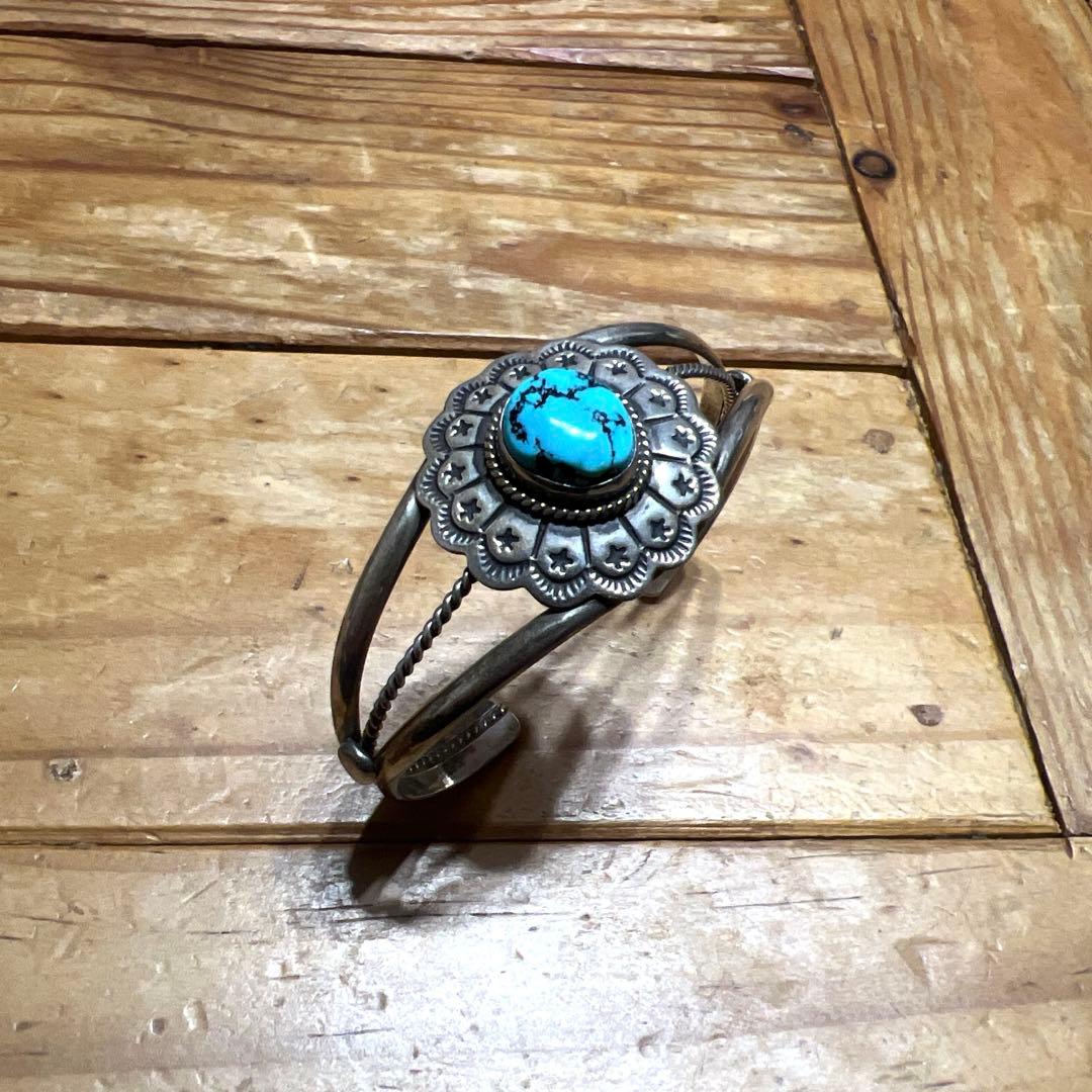 インディアンジュエリー ナバホ M刻印 ターコイズ バングル ブレス