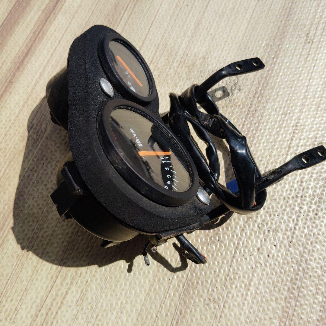 絶版】SUZUKI RGV250Γ タコメーター・水温計セット VJ22A用 - メルカリ