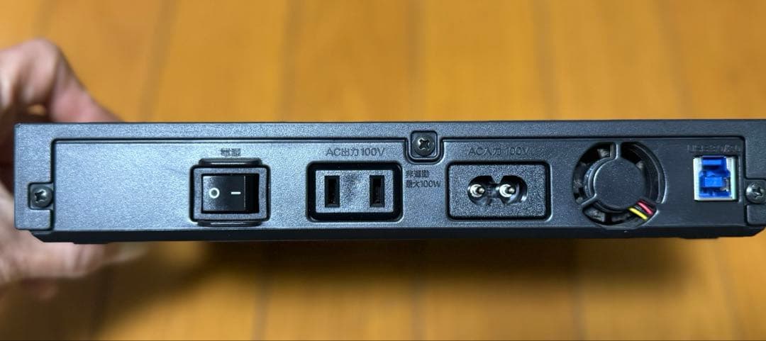 I-O DATA AVHD-SQ 外付けHDĐ UVHD-URSQ3 - メルカリ