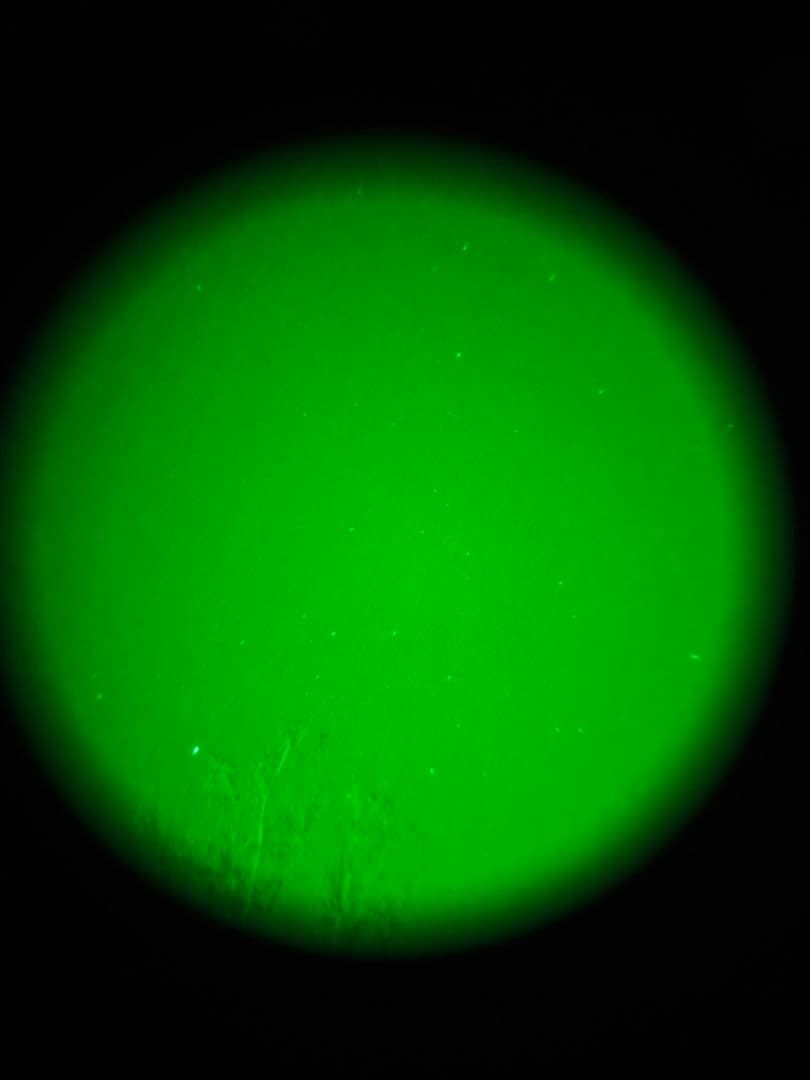 PVS-31 双眼微光ナイトビジョン（グリーン管）|mercariメルカリ官方