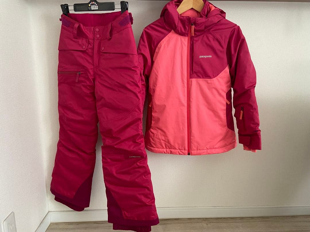 patagonia スノーボードウェア キッズ　120〜130 ec54825c-c6ce-4970-9021-