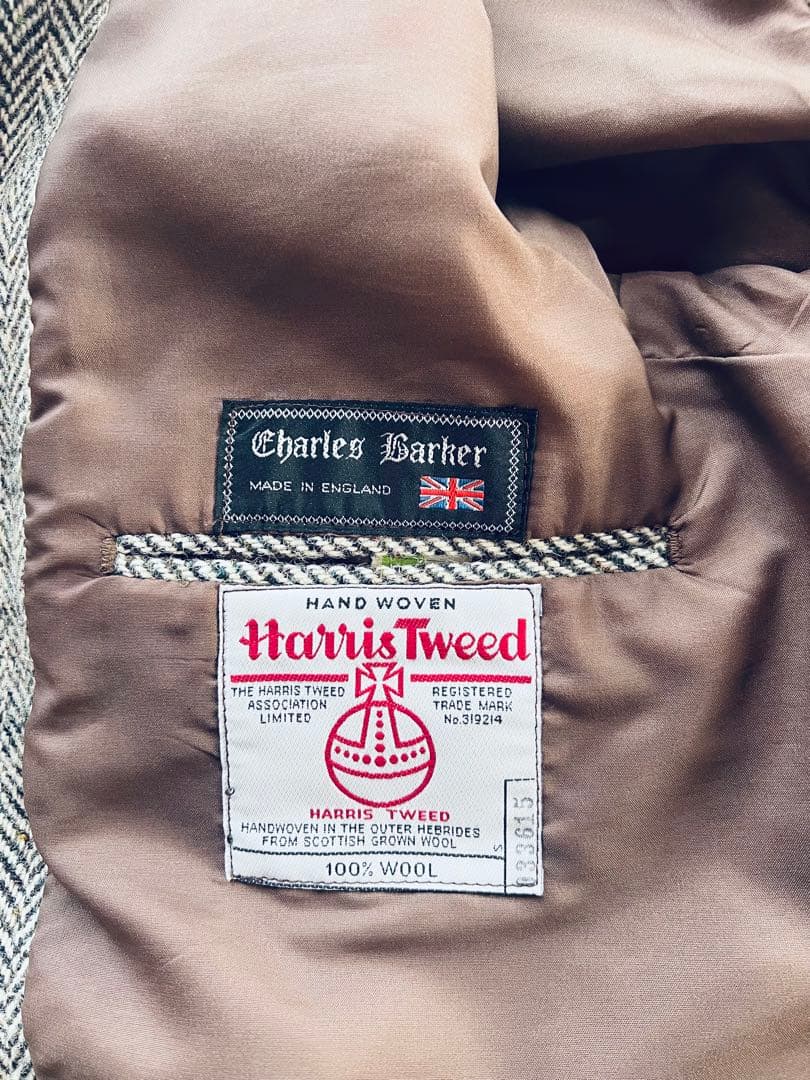 7）イギリス（スコットランド）のハリスツイードロングコート