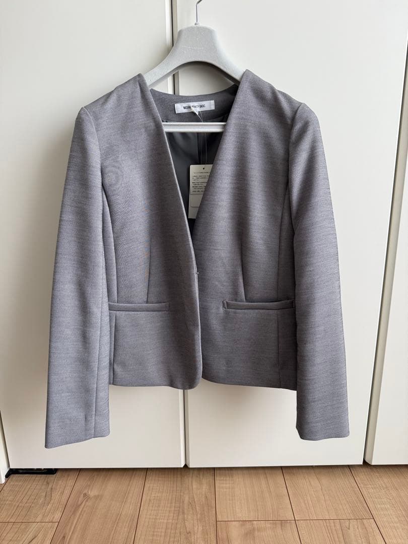 ナチュラルビューティーベーシック セットアップ スーツ ノーカラー