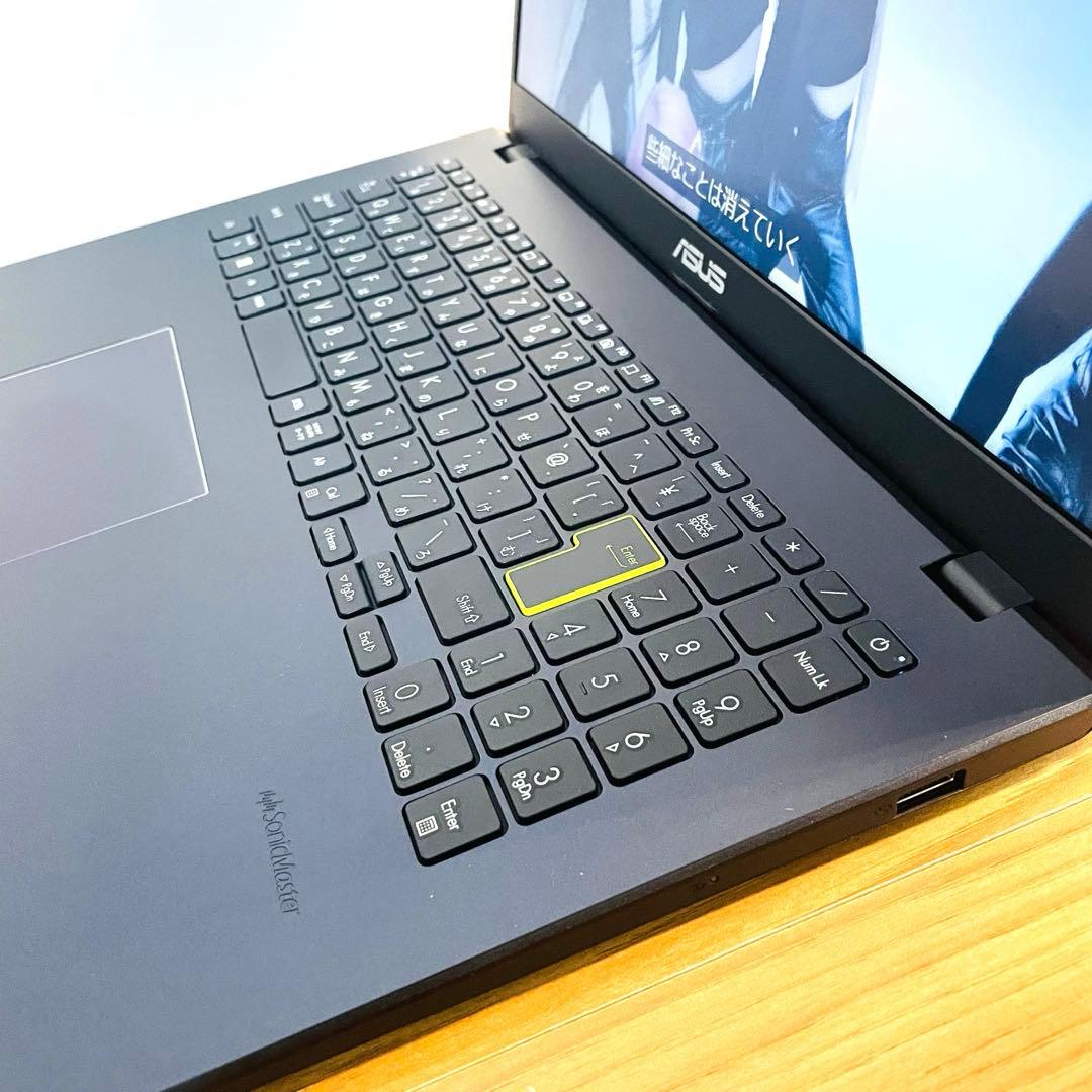 設定済み2022モデル薄型ASUSノートパソコンSSDwin11オフィスカメラ