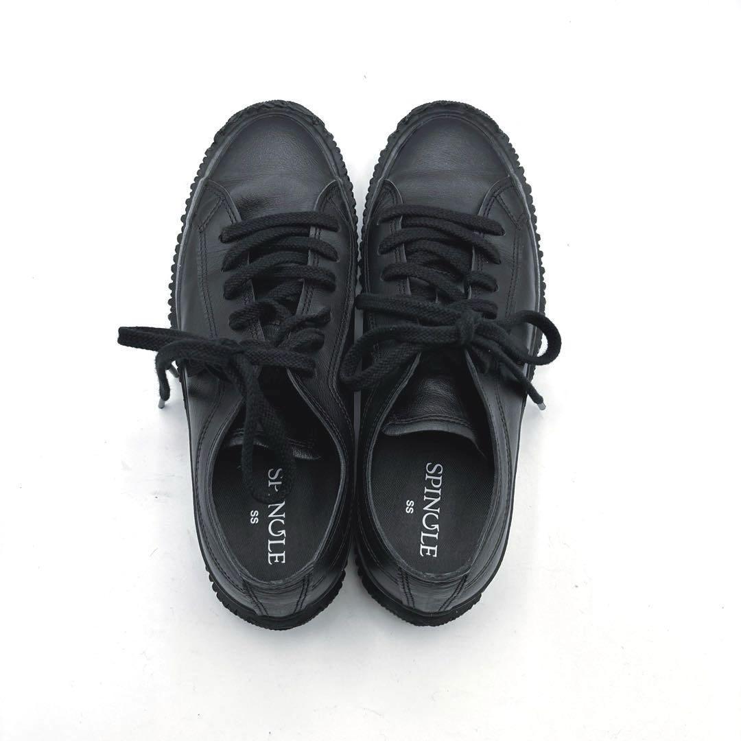 極美品　スピングルムーブ　レザー　スニーカー　SS 23.5cm ブラック