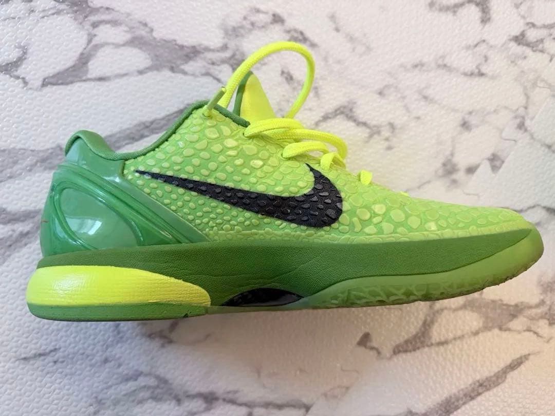 【中古品】NIKE KOBE 6 PROTRO \"GRINCH\" 28.5cm