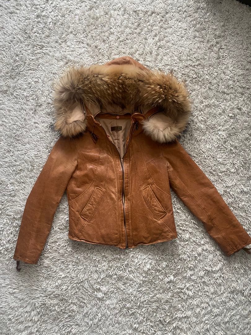 GOA ゴア キャメル レザー ジャケット フード付き goa（ゴア）の「ラクーンファー付レザーフードジャケット（ライダース