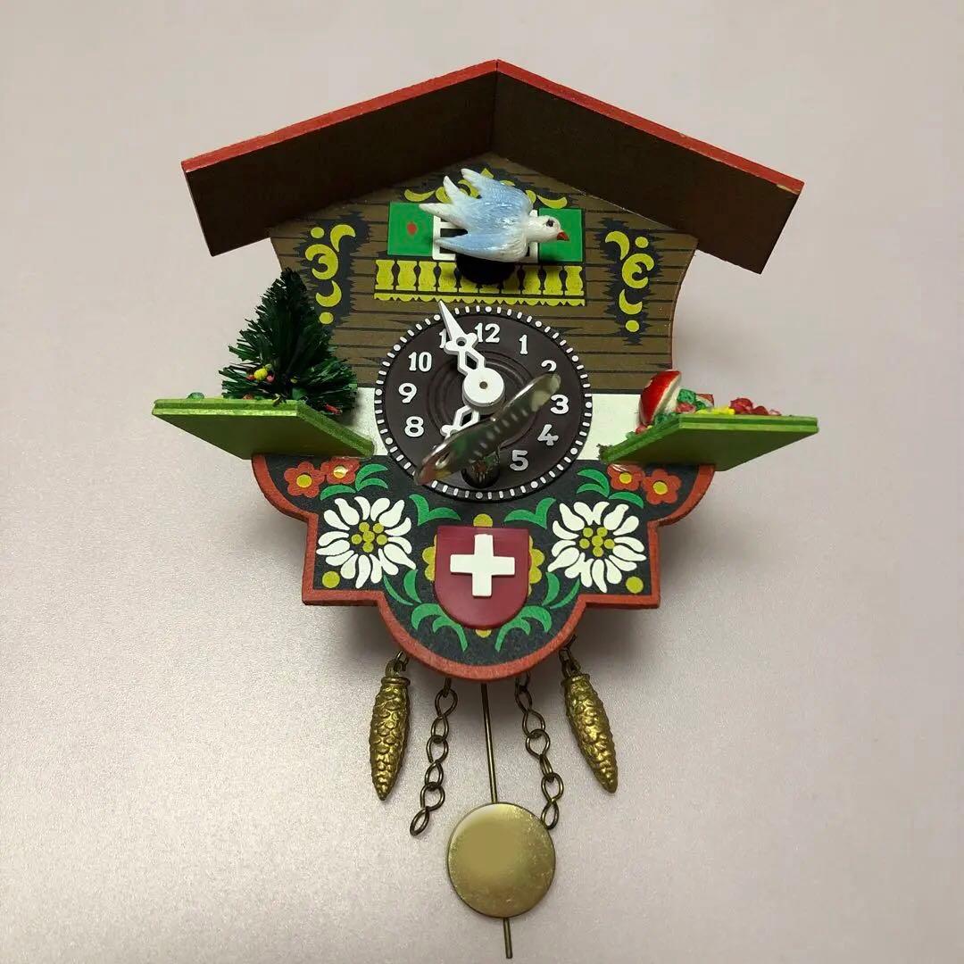 ジャンク品】スイス製ミニ鳩時計 スイス土産 - メルカリ