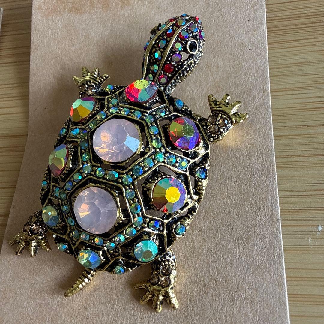 新品未使用ブローチ2点セット亀カメかめ - メルカリ