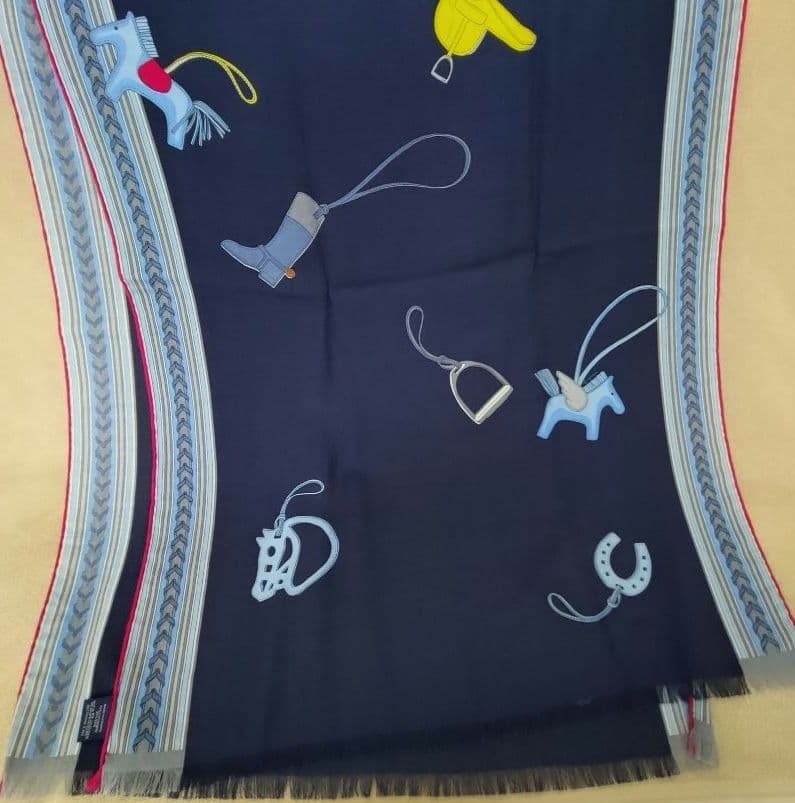 【12/1まで15%引き】Hermès　レクタングル　《エ・グリ・グリ》マフラー