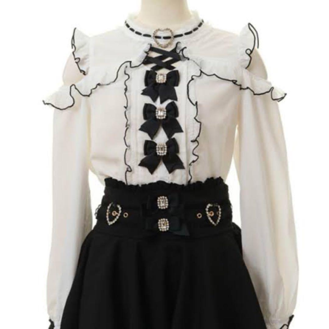 LIZLISA 3つリボンハートチョーカーブラウス - メルカリ