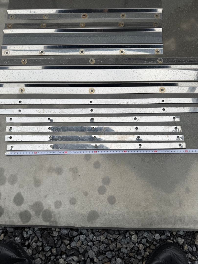 トラック 泥除けステンレス 3枚セット 2山 裏板、ステンレスネジ付き