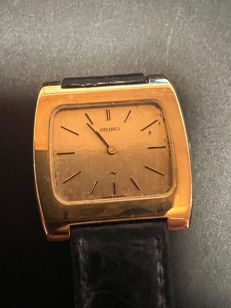 セイコー 18金無垢シャリオ1973年製 Ref.6810-3070