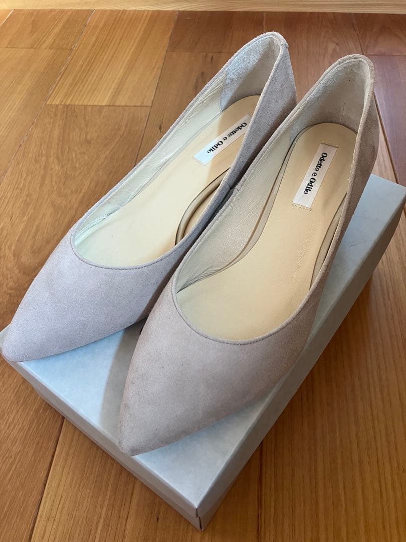 ODETTE E ODILE ベージュ スエード 低ヒールパンプス 24㎝ - メルカリ