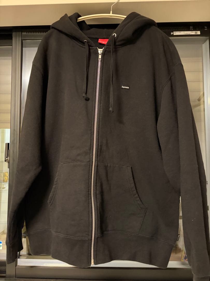 トップス supreme smallboxlog hoodedsweat 中古・古着通販】SUPREME (シュプリーム) Small Box Hooded Sweatshirt