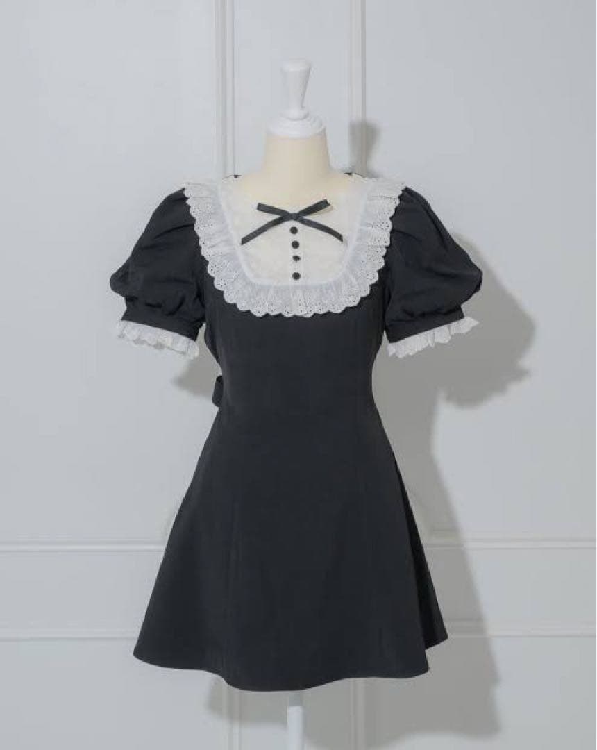 pium コットンレースドーリーカフェワンピース 半袖 - メルカリ