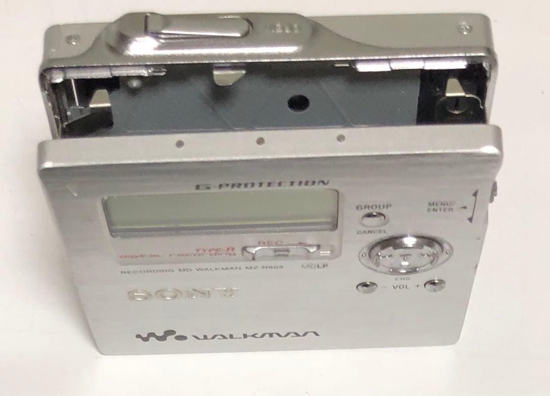 ジャンク】SONY MDプレーヤー MZ-R909 ￼￼+ SONYマイク