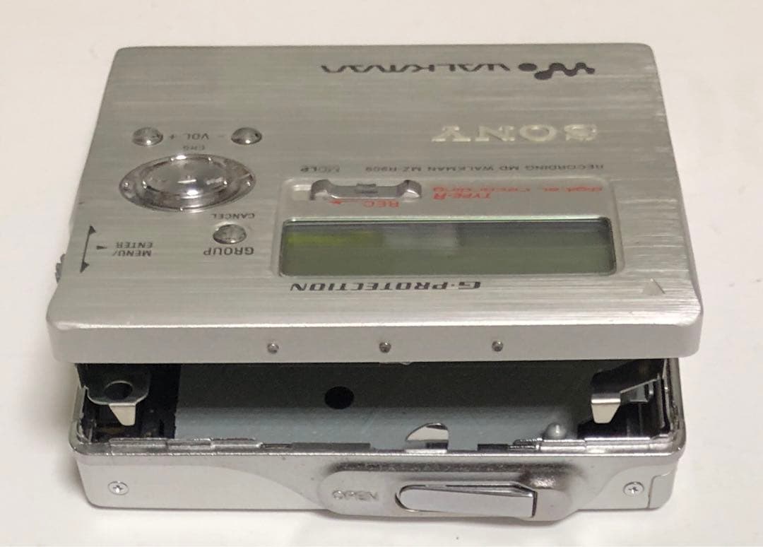 ジャンク】SONY MDプレーヤー MZ-R909 ￼￼+ SONYマイク